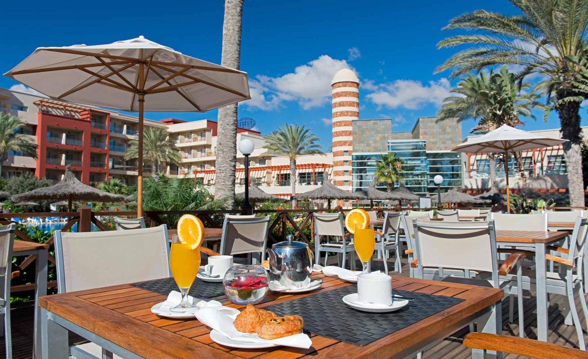 Snack Bar Arrecife, Elba Carlota